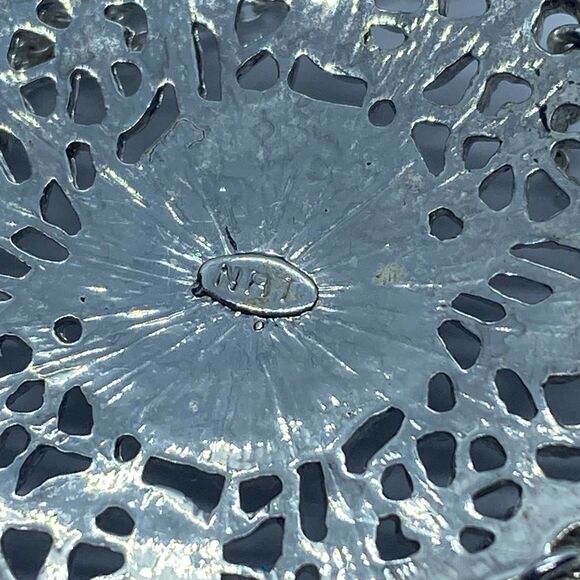 Gorgeous Avon NRT Silver Tone Multi Strand 7-8” Bracelet - Picture 4 of 7